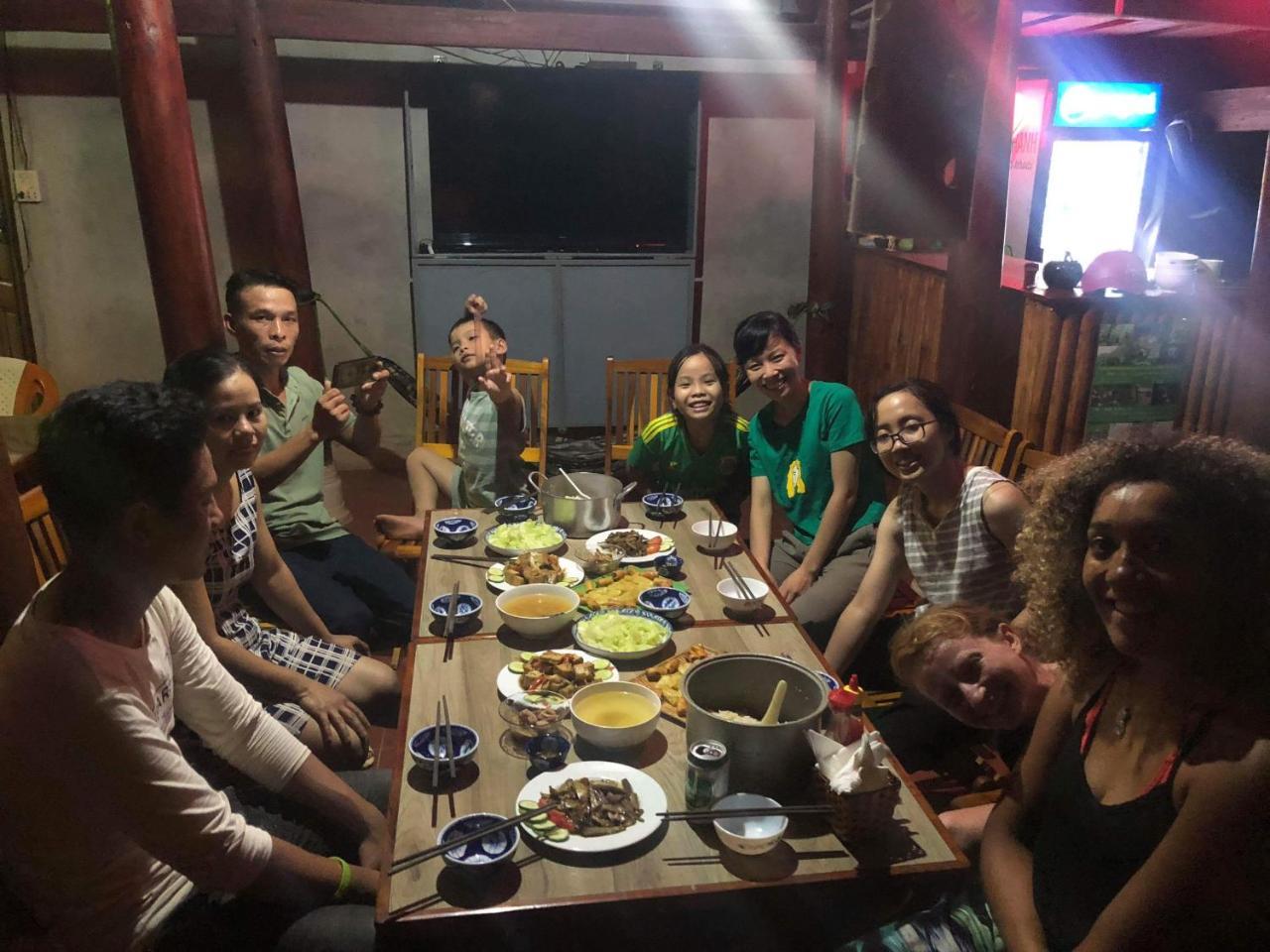 Phong Nha Rice Field Homestay מראה חיצוני תמונה